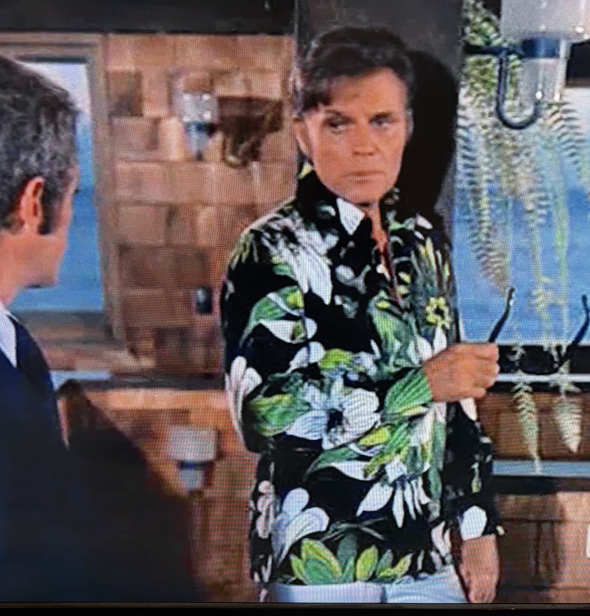The Retro Hawaiian Button Shirt | ZUZUV